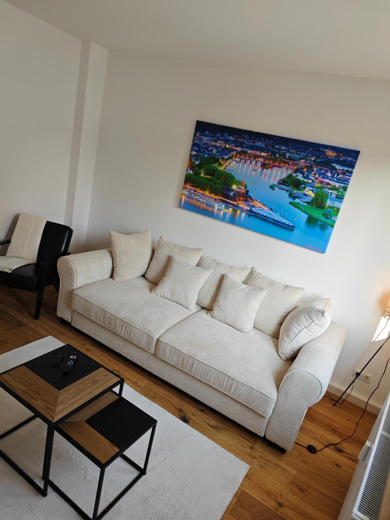 Charmante 2 Zimmer-Wohnung Mit Fahrradstellplaetzen Koblenz  Ngoại thất bức ảnh